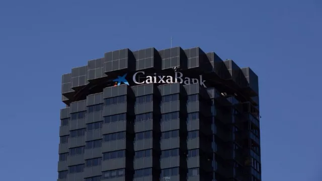 CaixaBank inicia una segunda fase del despliegue de la IA generativa (con el objetivo de mejorar la experiencia de clientes y empleados y elevar la productividad)