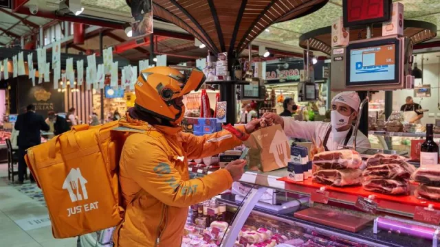 Just Eat Takeway ve caer un 5,8% los pedidos recibidos en el tercer trimestre, pero confirma previsiones