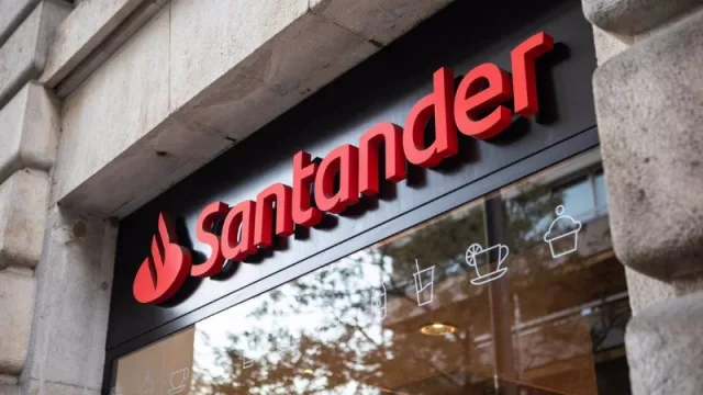 Santander, Telefónica y Oxentia premiarán a 'startups' que transformen la experiencia con clientes