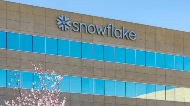 Snowflake transforma el análisis de datos con inteligencia artificial conversacional y agentes inteligentes