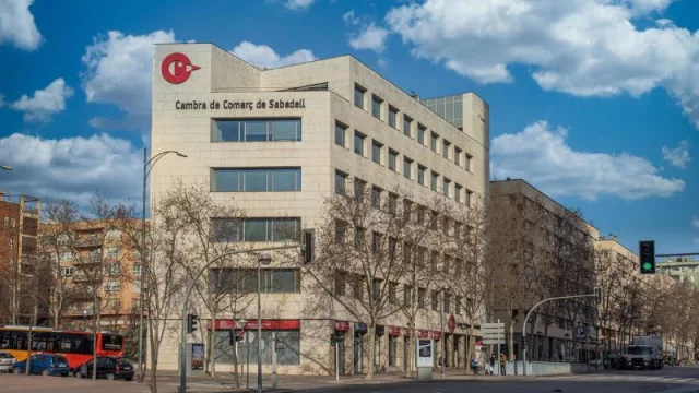 La Cámara de Sabadell evalúa recurrir ante la CNMC tras quedar fuera de la OPA de BBVA