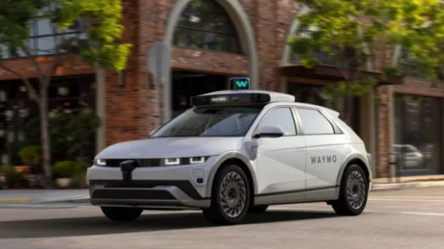 Robotaxis completamente autónomos llegarán a Miami en 2026 (de la mano de Waymo, propiedad de Alphabet)