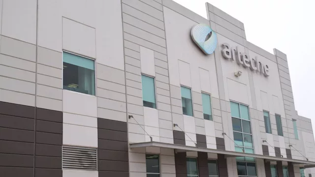 Arteche incorpora a su consejo a Iñaki Arechabaleta (Vocento) y a Cristina Fabre (Moeve)