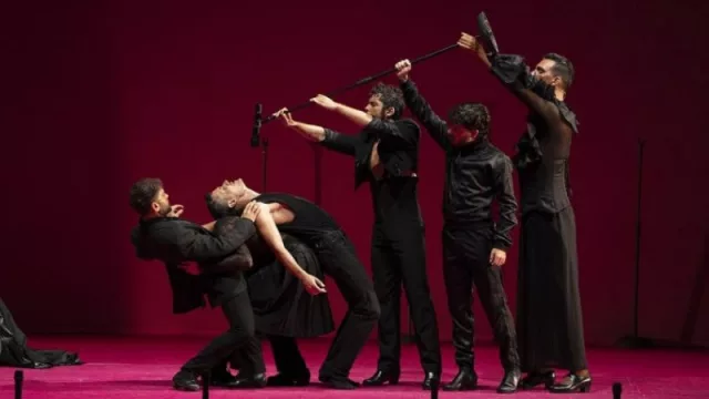 Manuel Liñán lleva la vanguardia flamenca de “Muerta de Amor” a escenarios de Barcelona, Málaga, Londres, Bogotá y Granada