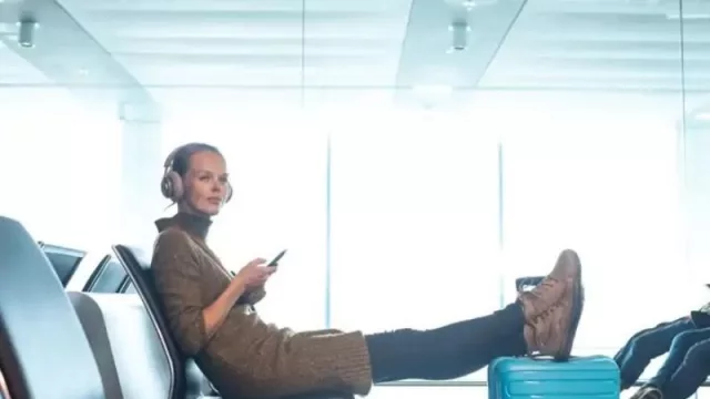 ¿Cuáles son las causas extraordinarias que impiden que un pasajero tenga derecho a indemnización?