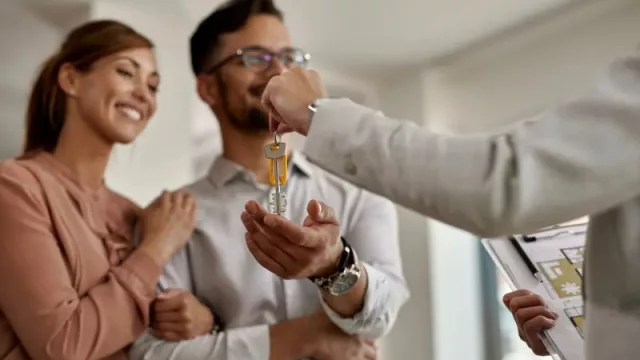 El 44% de los inquilinos encuentra vivienda en menos de un mes (y el rechazo a inquilinos con mascotas es mayor en Cataluña y entre los que tienen 25 y 34 años)