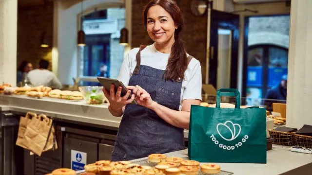 Too Good To Go integra en su app la opción de salvar alimentos para mascotas