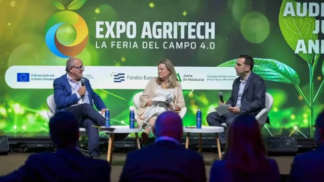 Cataluña comparte en Expo AgriTech 2025 sus planes para garantizar el relevo generacional del sector agrícola