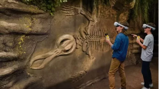 Ulum, la primera experiencia de realidad mixta familiar del mundo en un parque temático