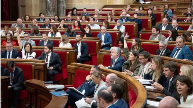 Cataluña aprueba regular el alquiler de temporada y de habitaciones