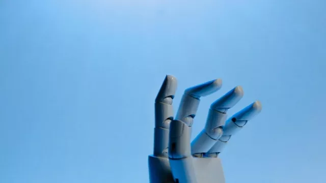 Fujitsu lanza una nueva plataforma que permite la operación autónoma de la inteligencia artificial generativa, optimizada para aplicaciones internas en un entorno dedicado