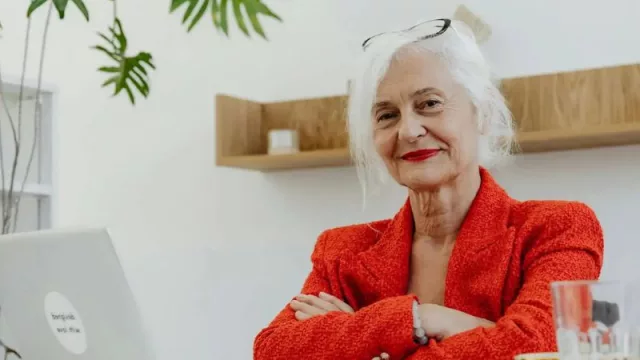 Edadismo laboral: el prejuicio silencioso que excluye al talento senior en Argentina(y también España)