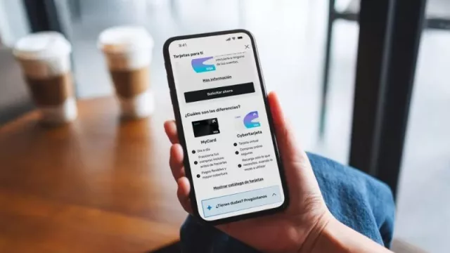 CaixaBank lanza el primer agente IA que acompaña a los clientes en la contratación de productos desde su app