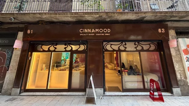 La fiebre por los rolls de canela se establece en Barcelona con el primer establecimiento de Cinnamood