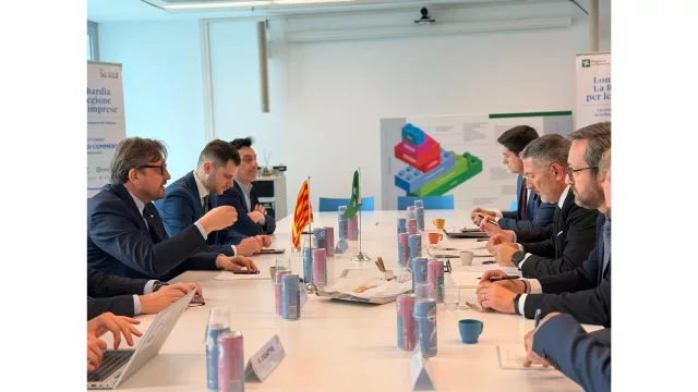 Alianza entre Cataluña y Lombardía para apoyar al sector químico