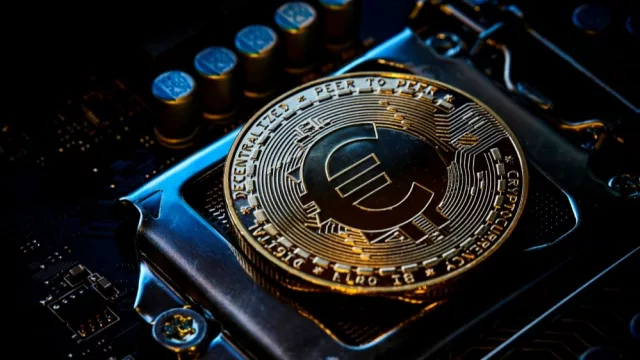 CaixaBank obtiene licencia MiCA y se convierte en entidad autorizada para operar con criptoactivos en la Unión Europea