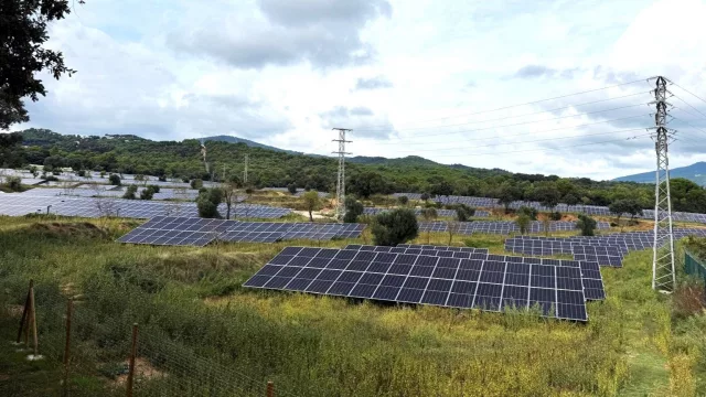 Salto solar de Estabanell: 62,8 MWp de potencia fotovoltaica gracias a una inversión de 22 millones de euros