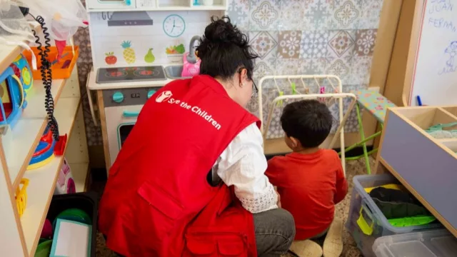 Acción solidaria en la Junta de CaixaBank: 250.000 euros para los niños afectados por la DANA