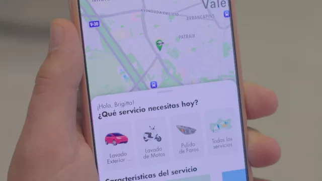 Clinery lanza la app que limpia los vehículos donde estén estacionados