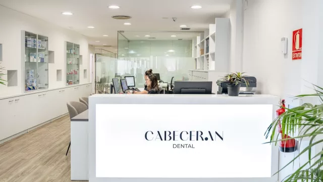 Terrassa gana peso en implantología avanzada con la apuesta quirúrgica de Cabeceran
