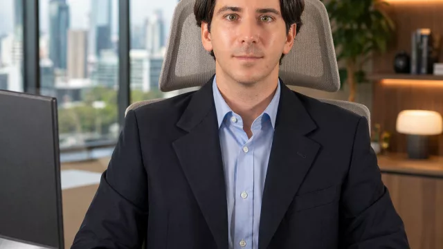 Reinaldo Ramos D’Agostino analiza cómo la toma de decisiones impacta el valor empresarial