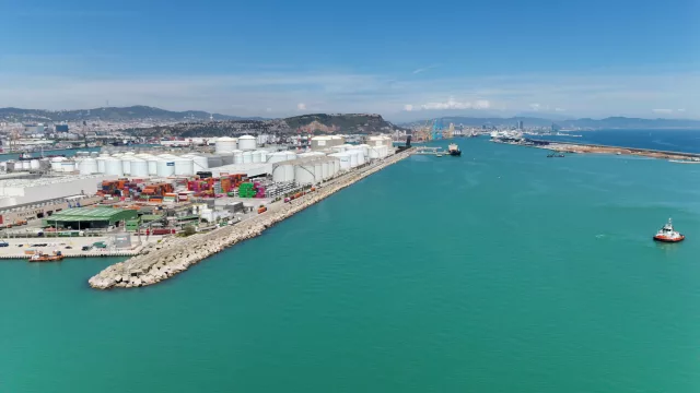 El Puerto de Barcelona licitará por 98 millones de euros un nudo viario para conectar los nuevos accesos del sur