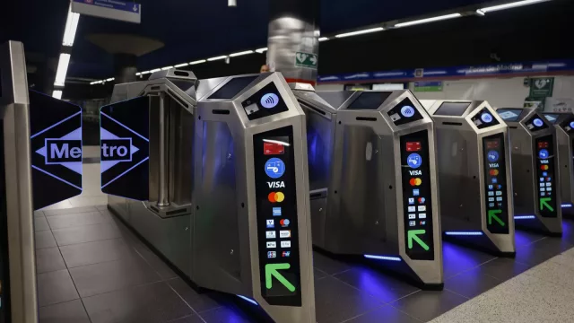 Indra Group facilita el pago directo con tarjeta bancaria en los tornos del Metro de Madrid gracias a su tecnología