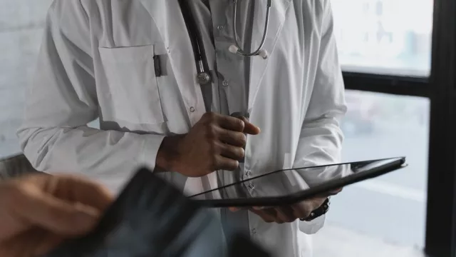 UNIE Universidad lanza el Máster de Formación Permanente en Inteligencia Artificial Aplicada a la Salud