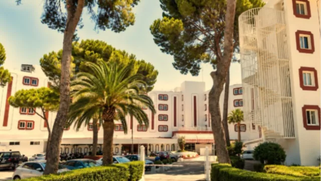 Stoneweg y Bain Capital sellan la venta del hotel Mongibello Ibiza al Grupo Ramat