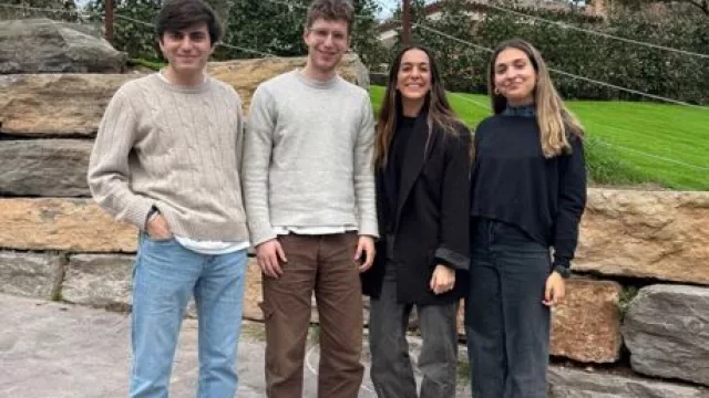 Forum Salud Mental y Balance Phone analizan cómo reducir los estímulos digitales puede mejorar el bienestar psicológico