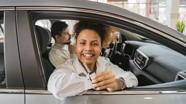 Una inteligencia artificial ya calcula el renting de coche más barato del mercado en menos de dos minutos