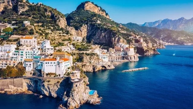 Iberia incorpora a Salerno y expande su red en Italia a 12 destinos (casi tres millones de plazas)