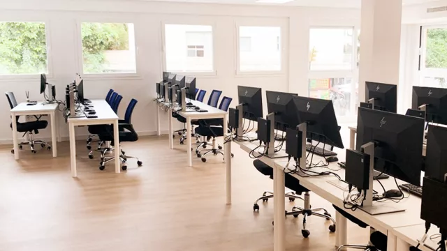 DIGITECH abre en Sevilla nuevo Centro de FP especializado en tecnología y digitalización en el curso 26/27