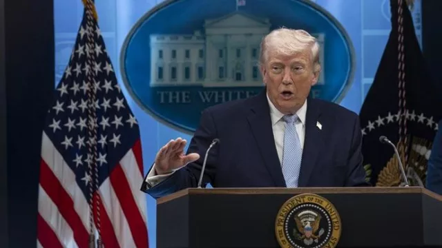 Trump anuncia una desclasificación de inteligencia "crítica" que probaría injerencia electoral de China en EEUU