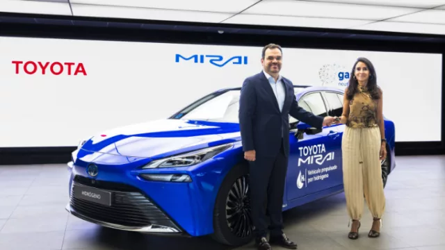 Toyota y Gasnam aceleran la apuesta por el hidrógeno con un Toyota Mirai