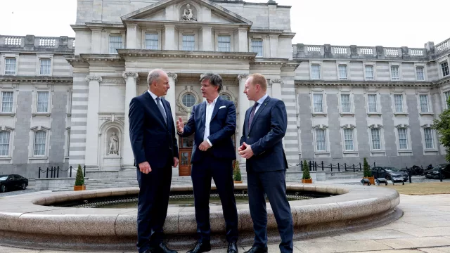 Vertiv prevé ampliar su presencia industrial en Irlanda y el noroeste del país, incrementando su capacidad de fabricación y pruebas y creando cientos de nuevos puestos de trabajo cualificados