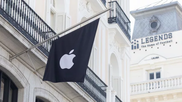 Apple cede ante la Unión Europea: reduce y simplifica las comisiones de la App Store