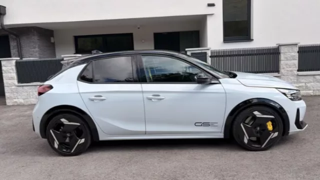 El nuevo Opel Corsa GSE eléctrico llega a España por 39.990 euros y con 281 CV