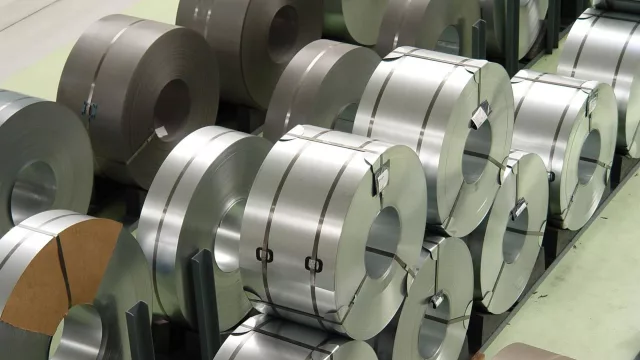 La industria argentina sufrió una contracción generalizada del 4,9% en julio