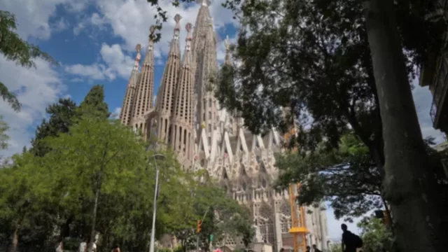 La Sagrada Familia y el Ayuntamiento de Barcelona avanzan en el acuerdo para la fachada de la Gloria