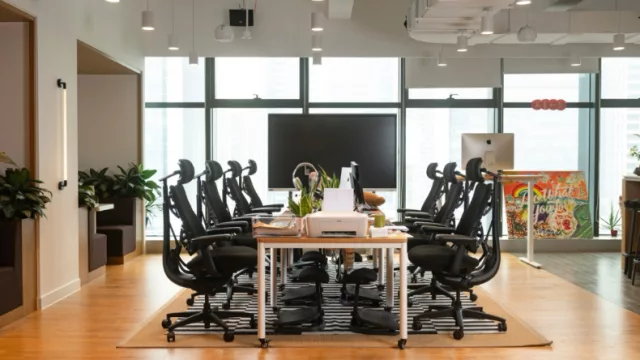 LiberNovo abre el servicio de pedidos empresariales y al por mayor antes de su gran rebaja de otoño