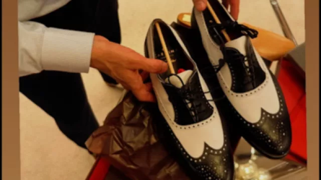 Así se fabrican los zapatos que conquistan a las celebrities