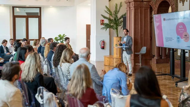 El 42 % de los empleados españoles sitúa el seguro de salud como el beneficio empresarial con mayor impacto en su bienestar según el estudio de Coverflex