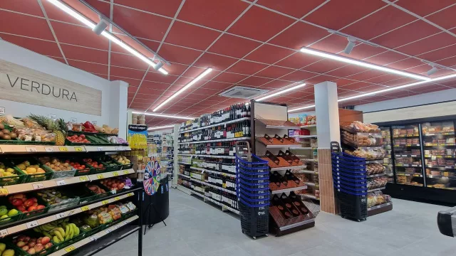 Caprabo abre un supermercado en La Garriga generando 5 puestos de trabajo