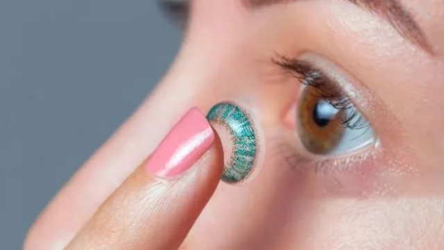 Antes de ponerse unas lentillas de colores este Halloween, conviene saber esto